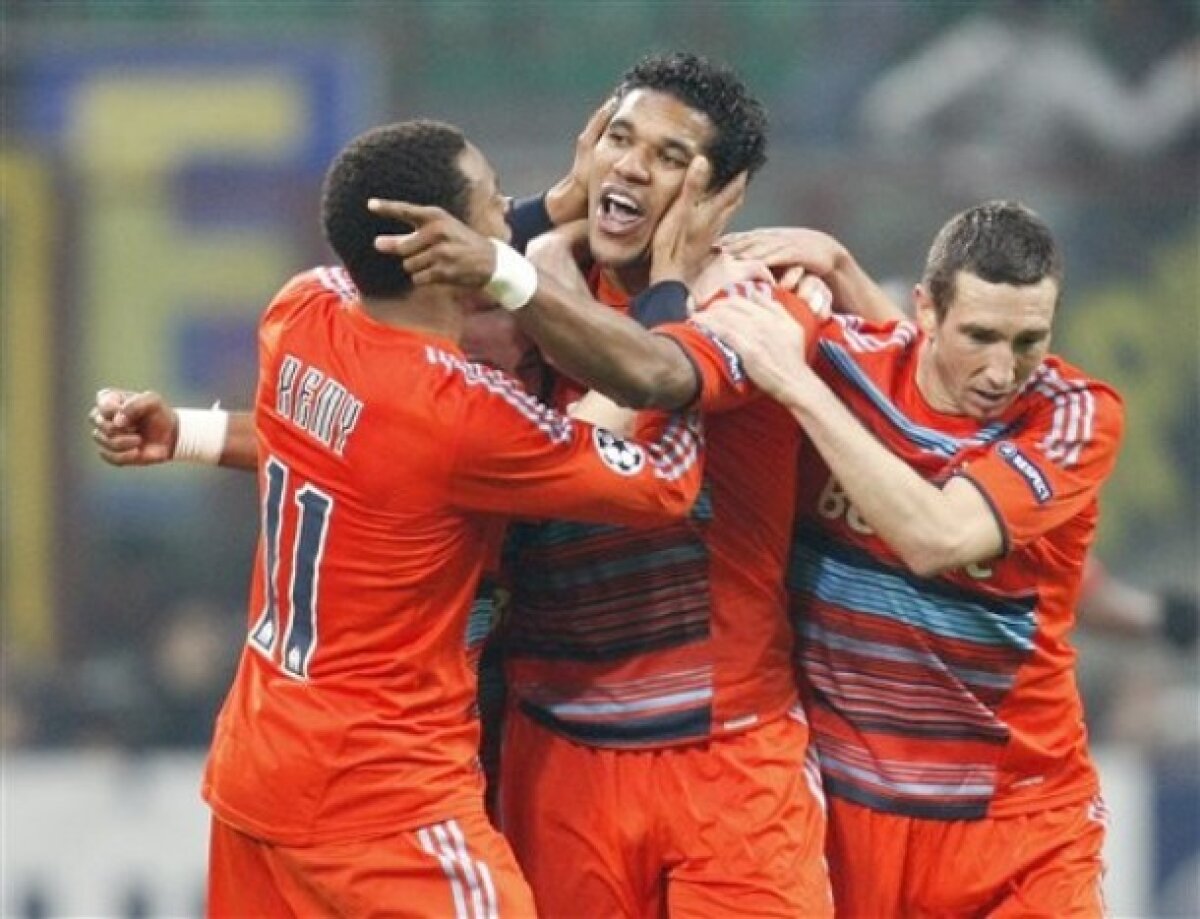 VIDEO&FOTO Inter, eliminat de Marseille din "optimi" (2-1, după 0-1 în tur). Bayern, 7-0 cu Basel: Gomez, 4 goluri!