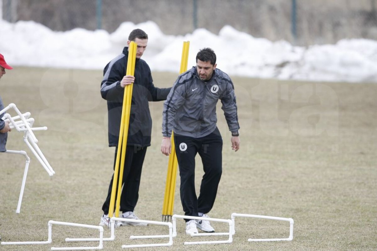 FOTO Ionuţ Badea şi staff-ul său ŞI-AU DAT DEMISIA de la U Cluj! Antrenorul interimar e ales dintre jucători