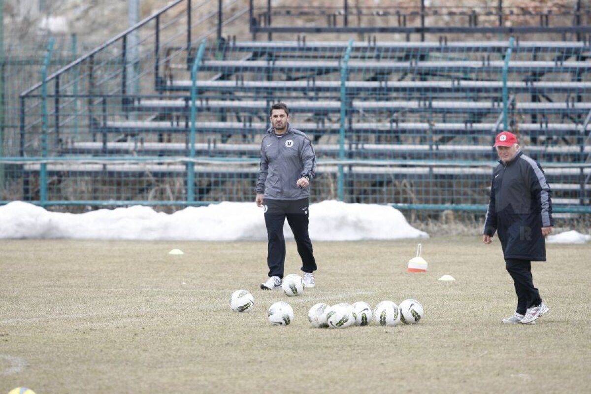 FOTO Ionuţ Badea şi staff-ul său ŞI-AU DAT DEMISIA de la U Cluj! Antrenorul interimar e ales dintre jucători