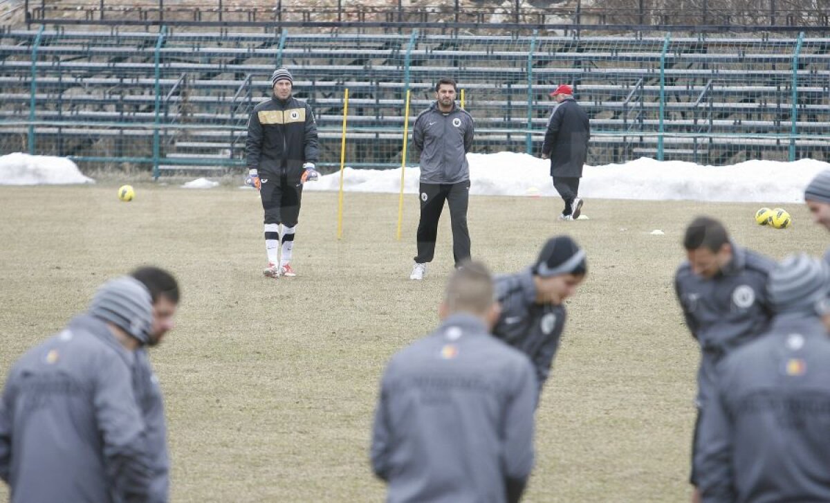 FOTO Ionuţ Badea şi staff-ul său ŞI-AU DAT DEMISIA de la U Cluj! Antrenorul interimar e ales dintre jucători