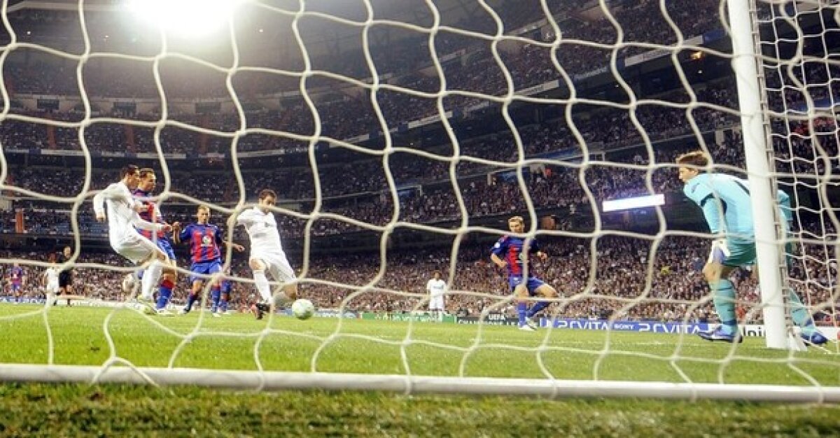 liveVIDEO & FOTO Real e în sferturi după 4-1 cu ŢSKA. Chelsea o elimină pe Napoli în prelungiri, 4-1