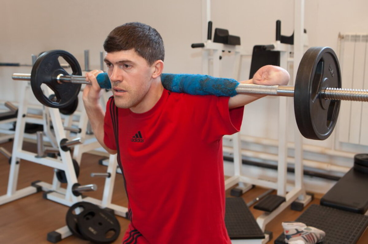 Zboară cu o aripă tăiată » Ieşeanul Florin Cojoc e primul atlet român care va concura la Jocurile Paralimpice