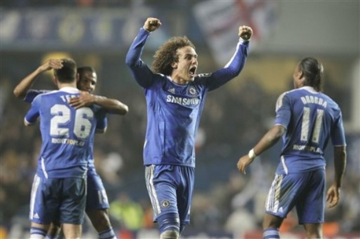 VIDEO&FOTO Marioneta » Trioul care l-a alungat pe Villas-Boas a decis miracolul cu Napoli (4-1)