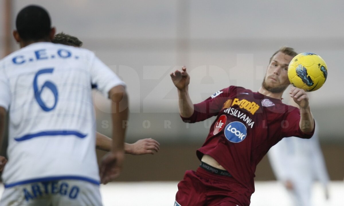 VIDEO CFR Cluj a învins Pandurii, 2-0, şi s-a instalat pe primul loc