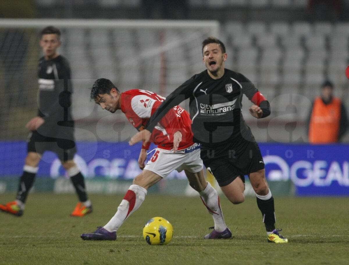 "Cîinii" au pierdut ruşinos şi au picat pe 2 » Dinamo - Sportul 1-3