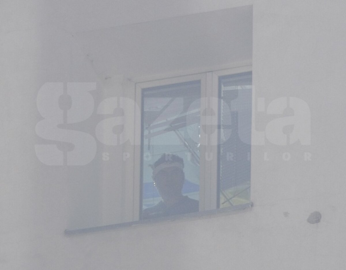 "Ultrasul" Borcea a încălcat sfatul medicilor » A urmărit meciul de la fereastra Spitalului de Urgenţă