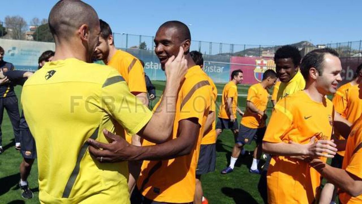 FOTO » Abidal e NEBUN după fotbal! » Şi azi s-a antrenat alături de colegi