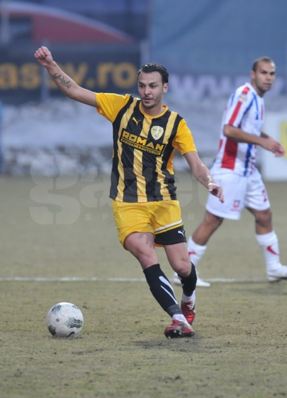 Clasa lui Antal i-a revitalizat pe campioni » FC Braşov - Oţelul 0-2