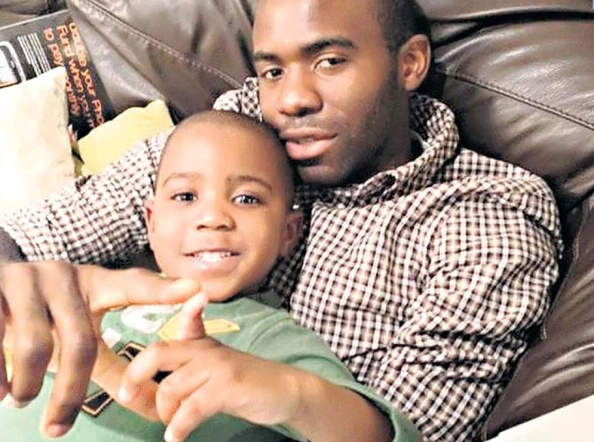 FOTO Drama lui Fabrice Muamba » Scăpat de gloanţe, trădat de inimă