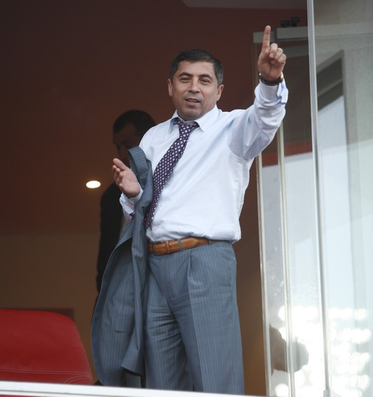 Oltenii sînt scandalizaţi » Încă un dinamovist dă o lovitură grea Craiovei