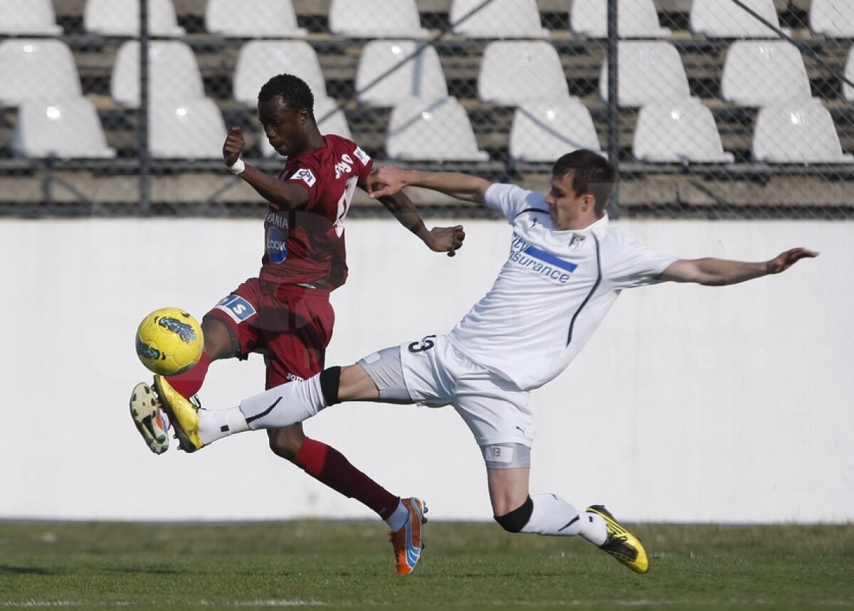 CFR Cluj s-a împiedicat în Regie şi poate fi egalată de Dinamo