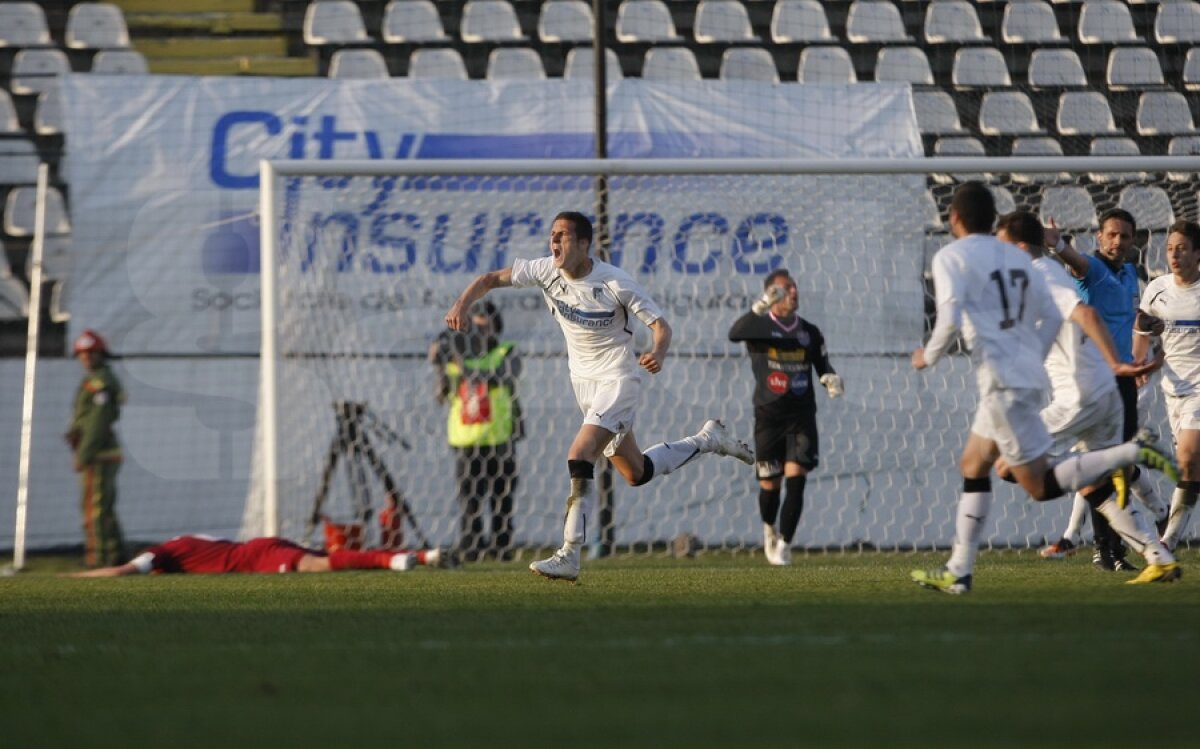 CFR Cluj s-a împiedicat în Regie şi poate fi egalată de Dinamo