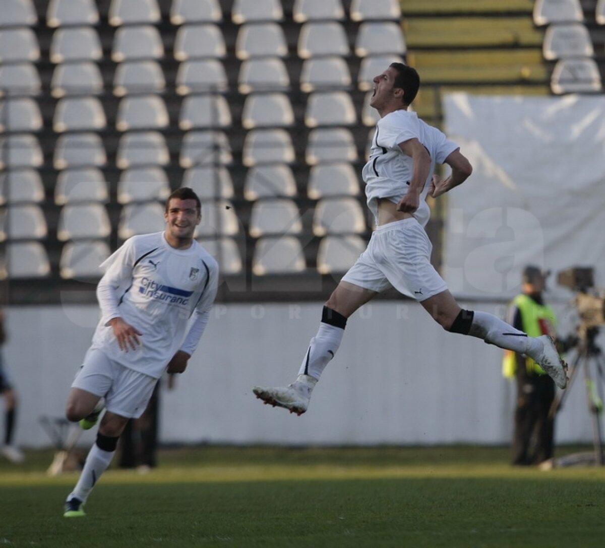 CFR Cluj s-a împiedicat în Regie şi poate fi egalată de Dinamo