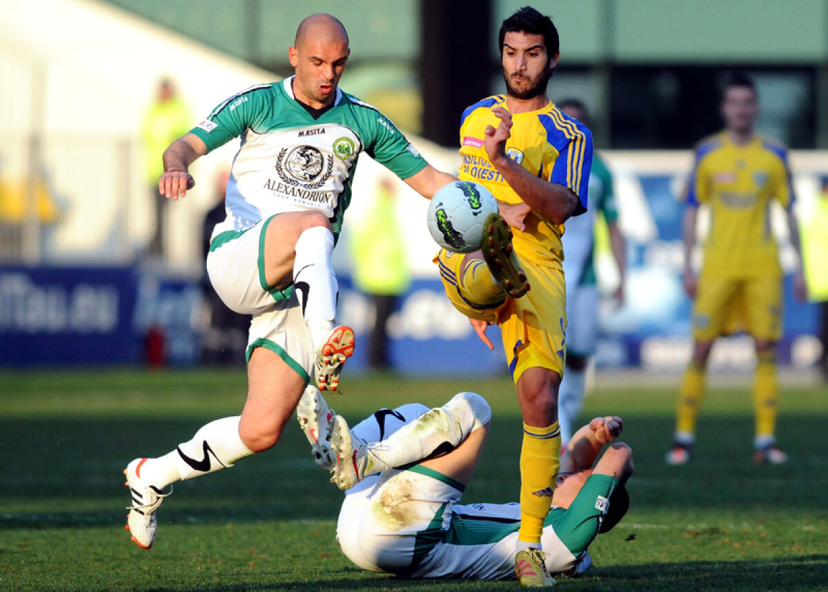 Thriller cu lupi » Condusă cu 1-3 în minutul 84, Chiajna a întors rezultatul şi a cîştigat meciul cu Petrolul