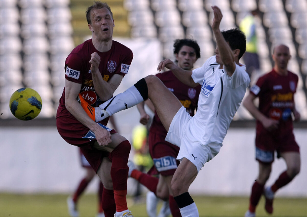 VIDEO ”Gaşca nebună” a încurcat-o şi pe CFR Cluj