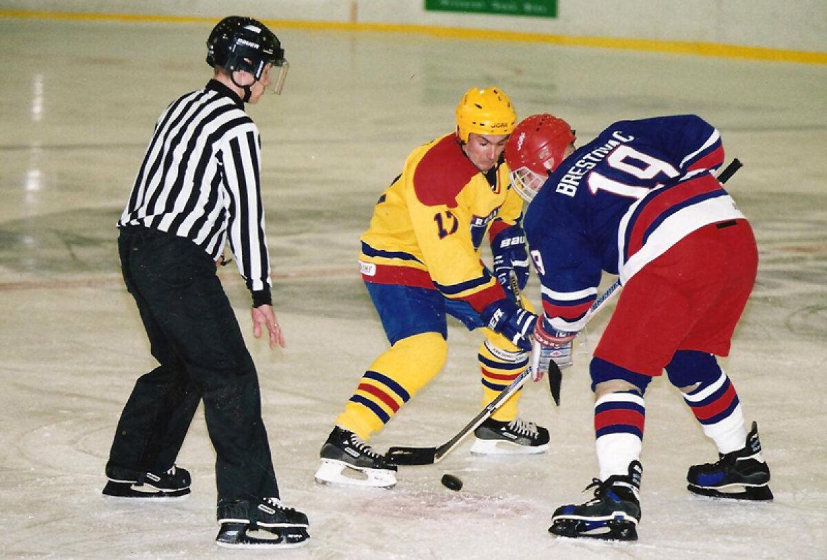 37 de ani de carieră în 7 imagini » O incursiune în viaţa celui mai longeviv hocheist român