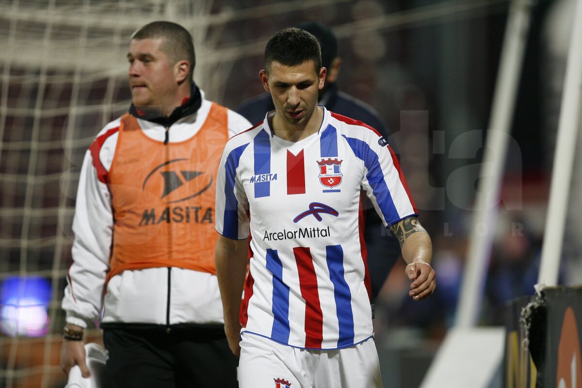 VIDEO CFR Cluj - Oţelul 2-0 » Campioana s-a înmuiat la pauză » "Daţi-vă că trag!"