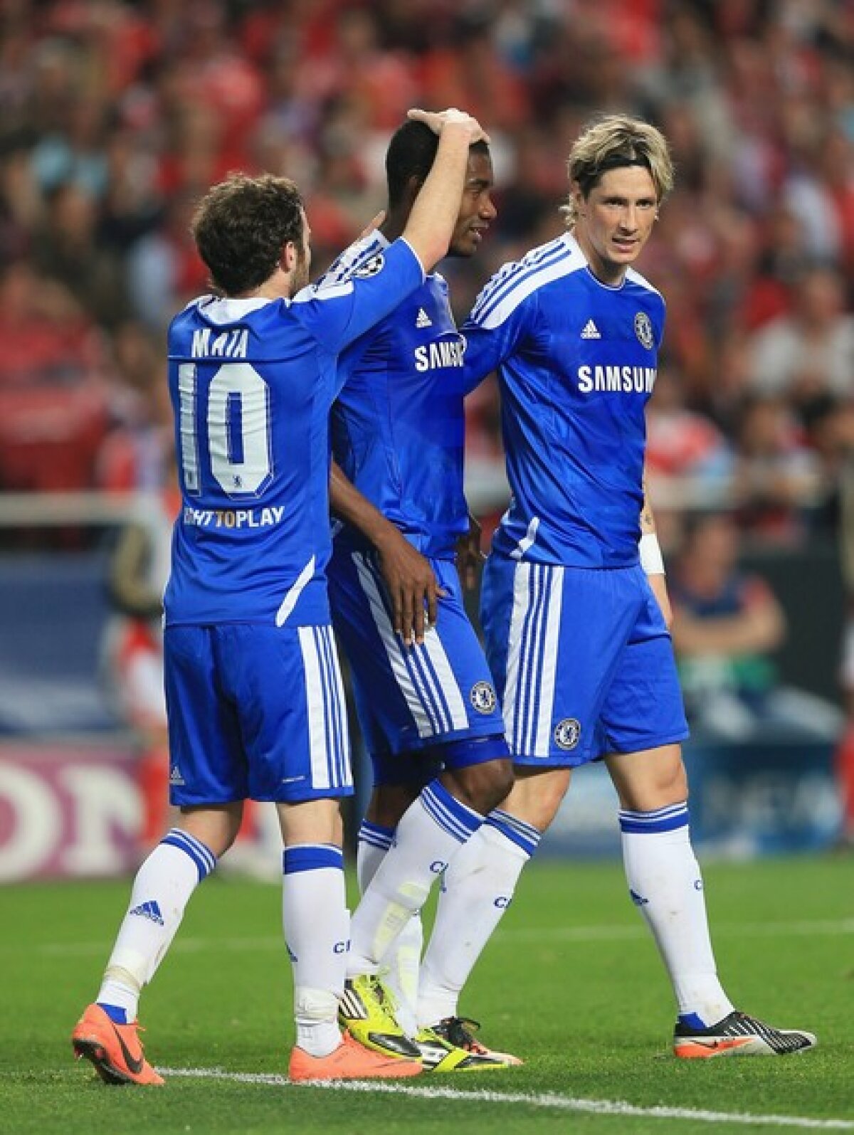 VIDEO This is Real football! » Galacticii au trecut cu 3-0 de Apoel, Chelsea are prima opţiune la calificare după 1-0 cu Benfica