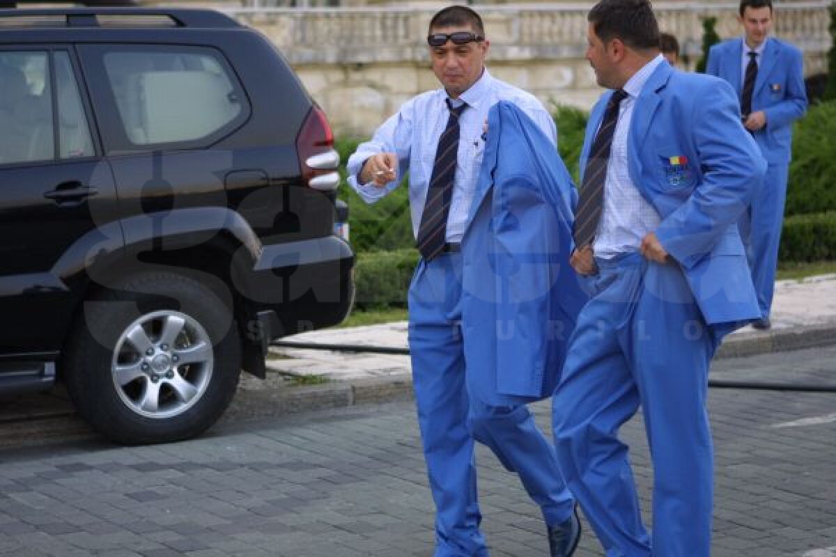 Ivan îmbracă olimpicii » Casa de modă Patzaichin creează hainele de reprezentare ale delegaţiei României la Londra 2012