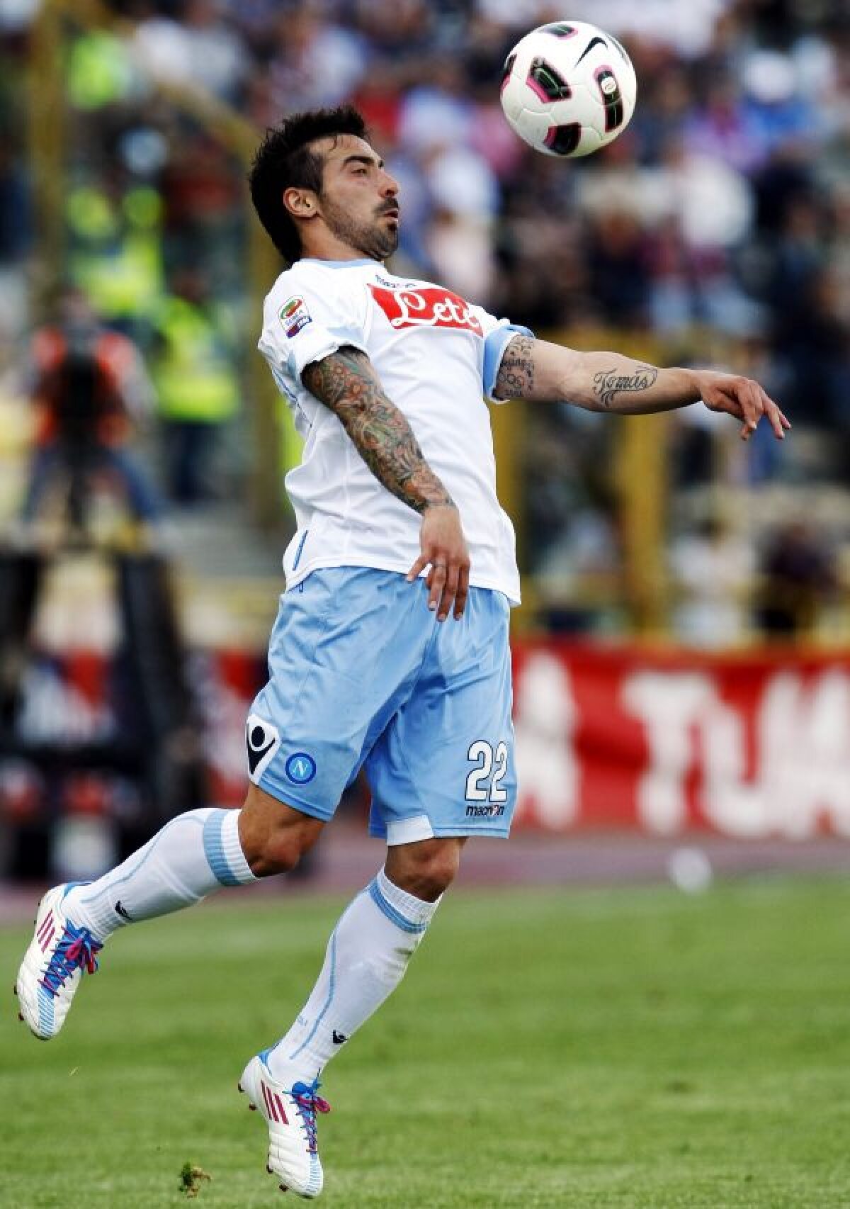 O mărturisire copleşitoare făcută de unul dintre marii jucători din Serie A: Lavezzi, sufletul lui Napoli » "Aş vrea, măcar o dată în viaţă, să am o zi normală"