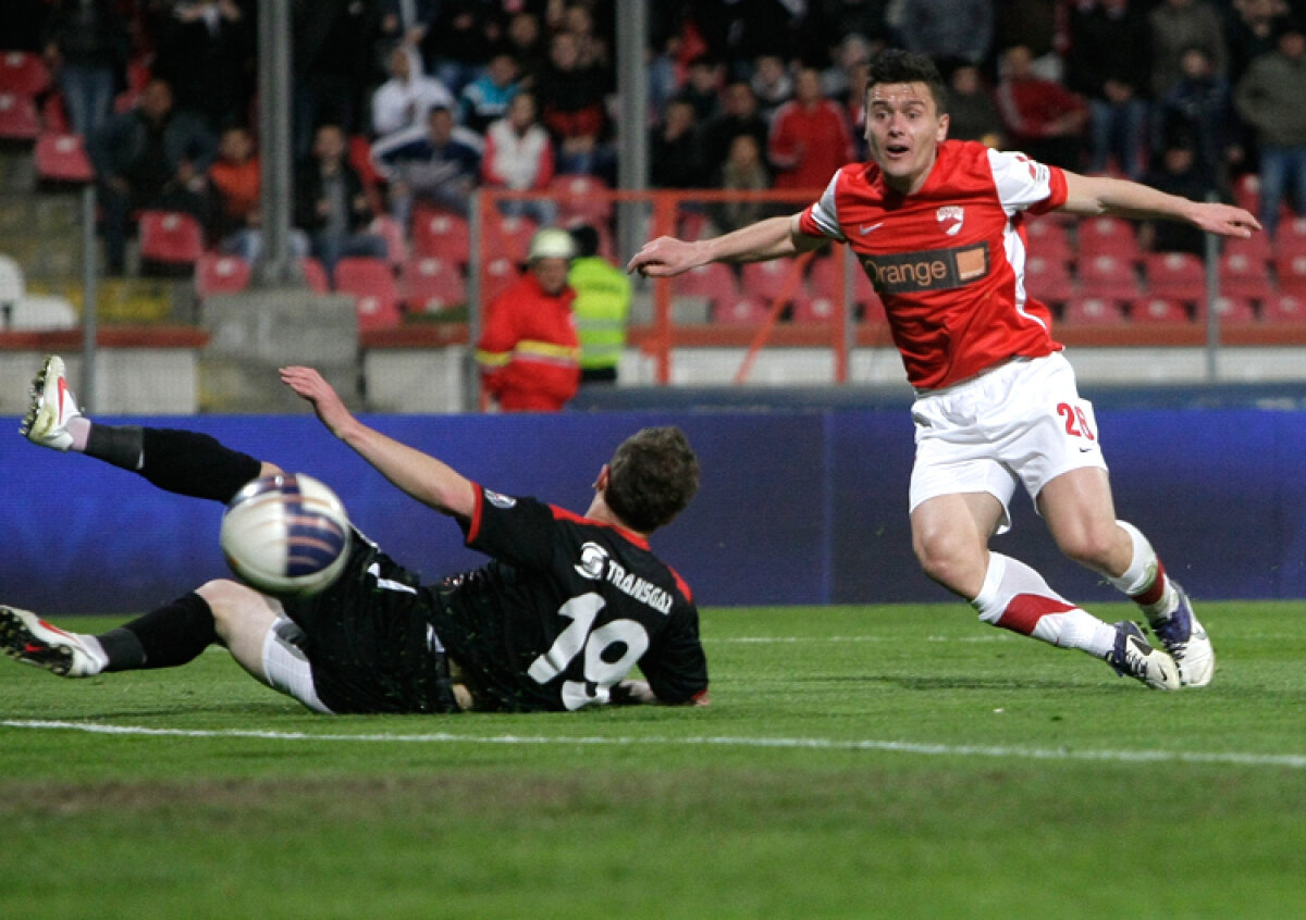 FOTO Dinamo - Gaz Metan 1-0 » De la Rus vine golul