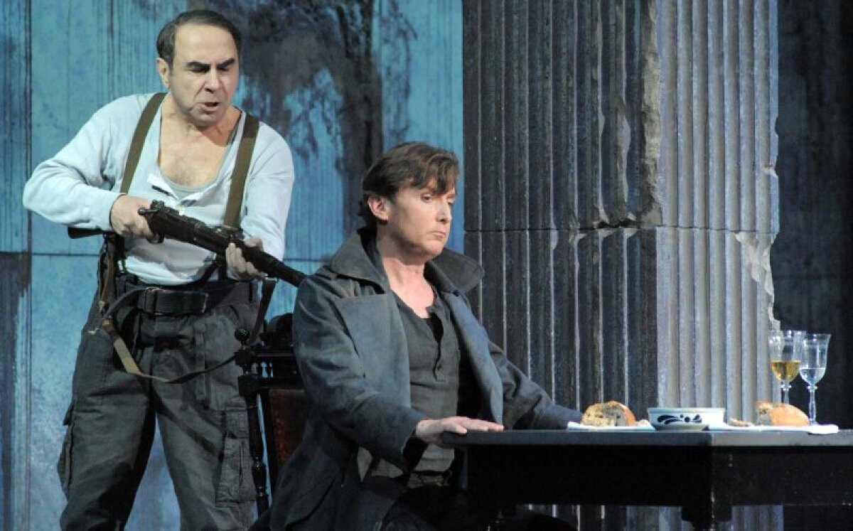 Povestea românului medaliat cu argint olimpic la tir şi ajuns interpret al Operei din Essen