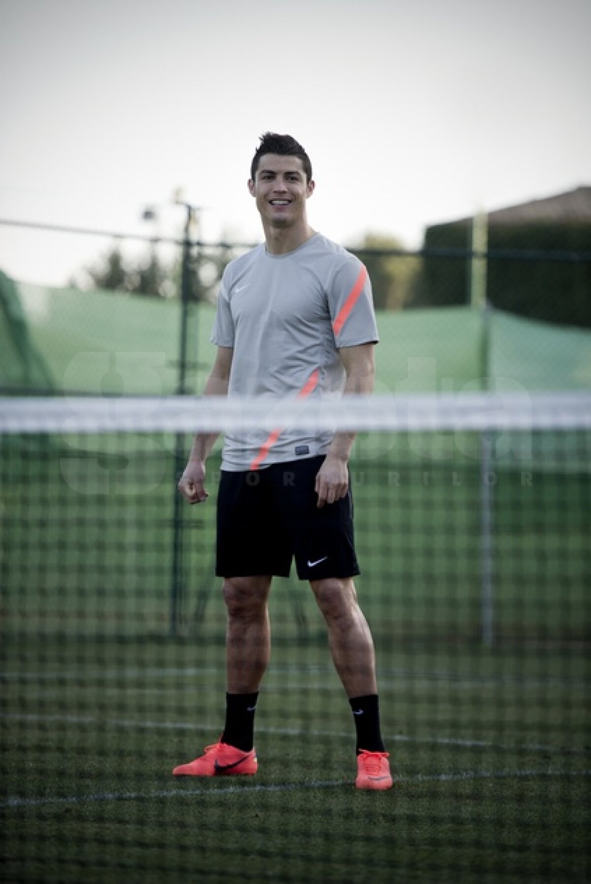 VIDEO & FOTO / Ce meci nebun de tenis-fotbal: Rafael Nadal - Cristiano Ronaldo!
