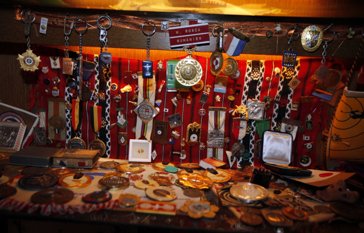 Partea a II-a a poveştii românului medaliat cu argint olimpic la tir şi ajuns interpret de Operă: "Băi Roşca, cine eşti tu să crezi în Dumnezeu?"