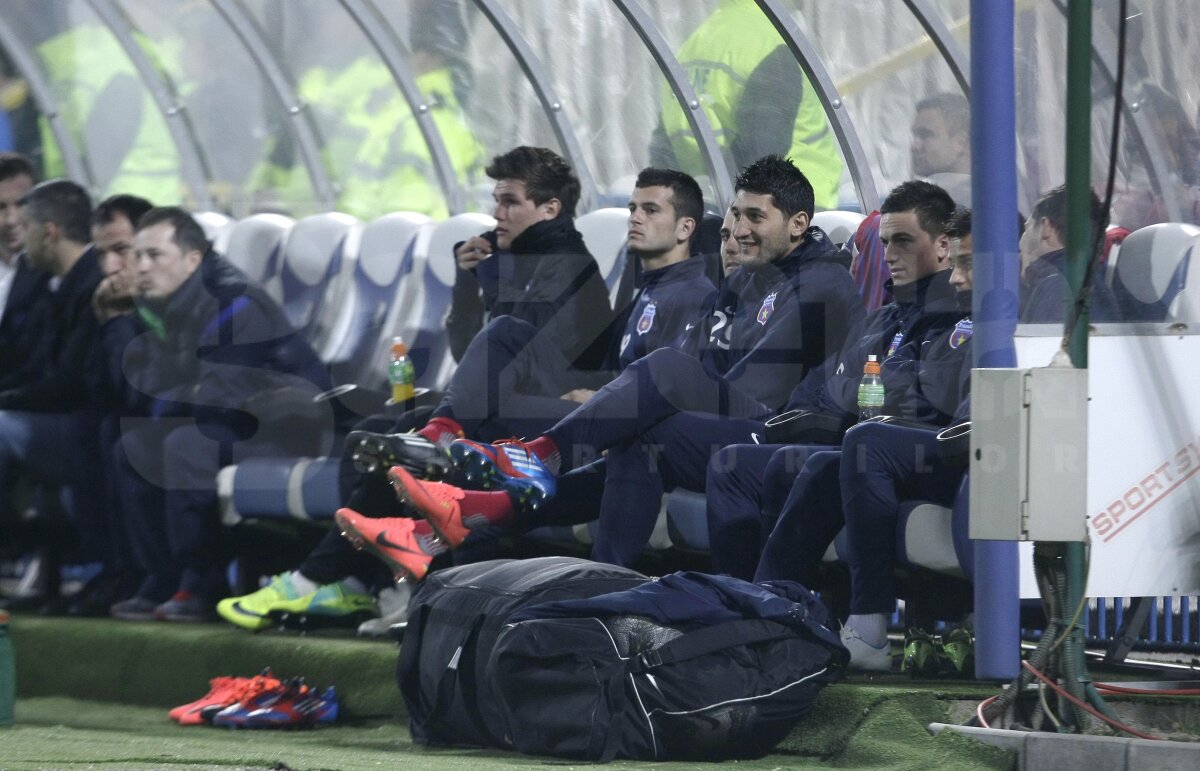 FOTO Pandurii - Steaua 1-1 » Roş-albaştrii se îndepărtează decisiv de titlu