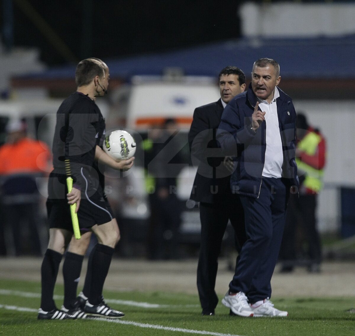 FOTO Pandurii - Steaua 1-1 » Roş-albaştrii se îndepărtează decisiv de titlu