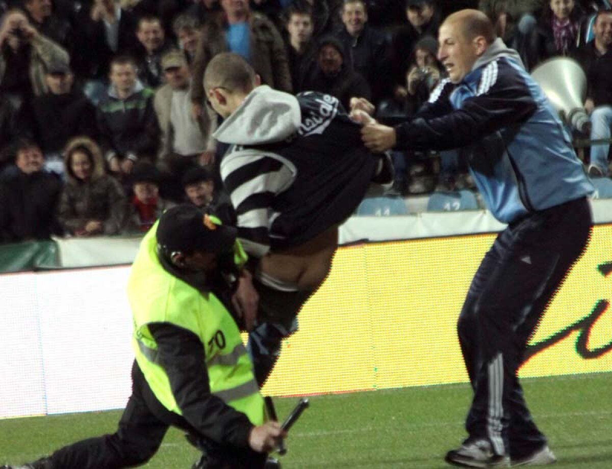 VIDEO Extaz pînă la Maxim! » Chipciu a fost înger şi demon pentru Steaua în meciul cu Pandurii, scor 1-1