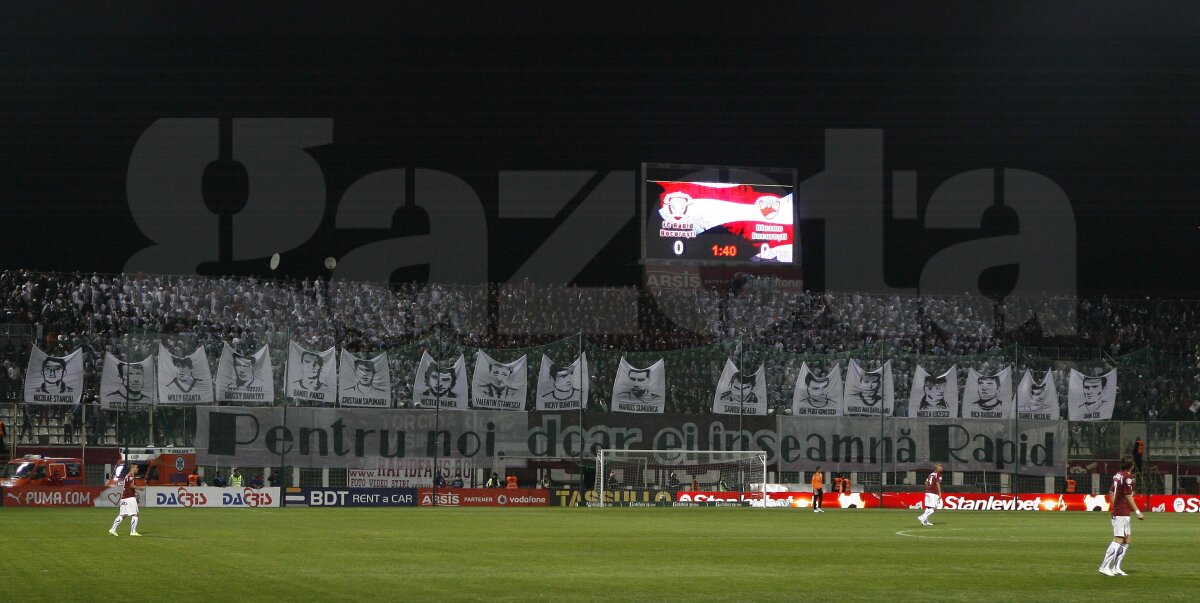 Tribut pentru idolii din trecut, dispreţ pentru jucătorii din prezent » Supercoregrafie a galeriei rapidiste