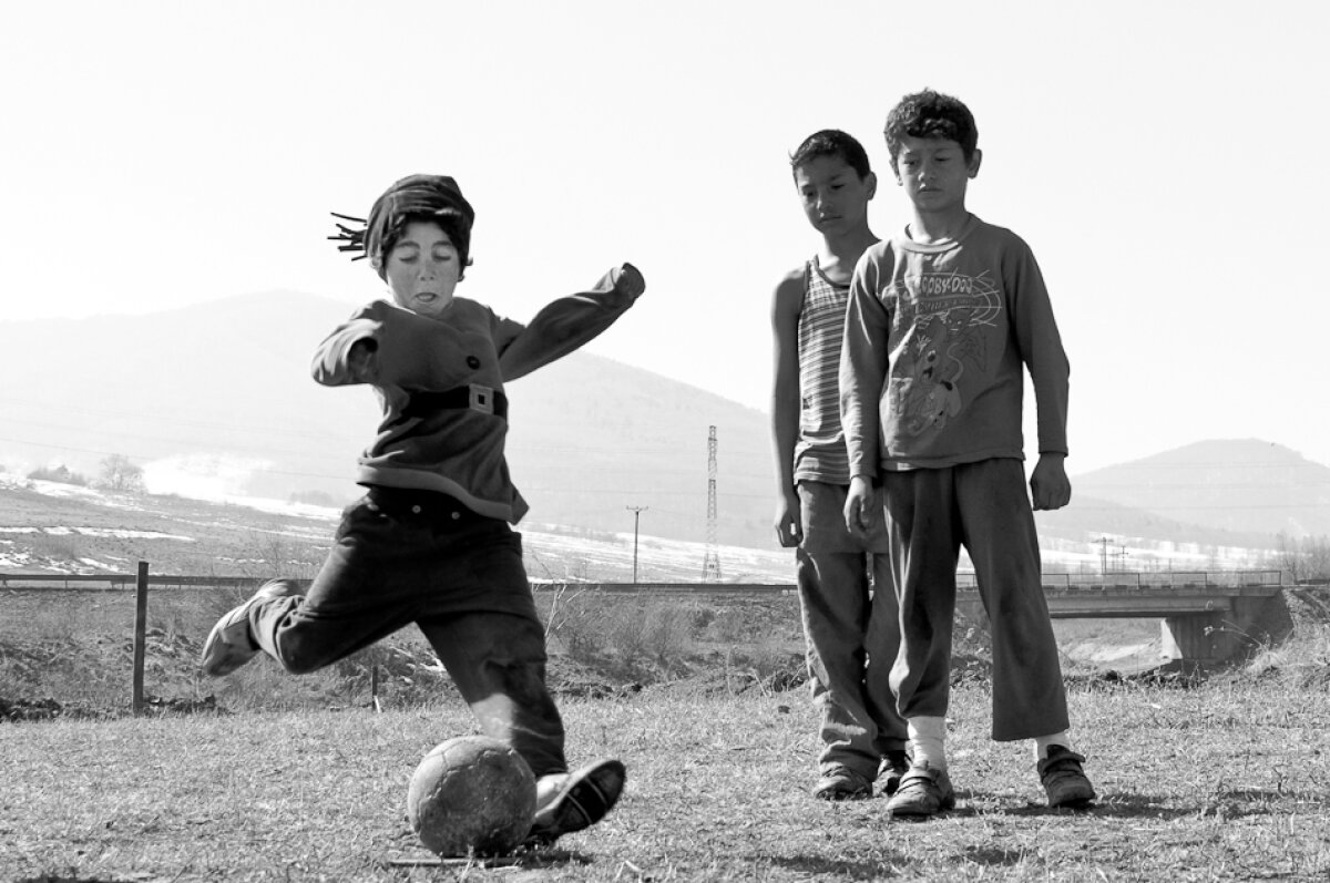 Imagini superbe şi un text surprinzător » Răzvan Prepeliţă despre ce a mai rămas din fotbalul pe maidan