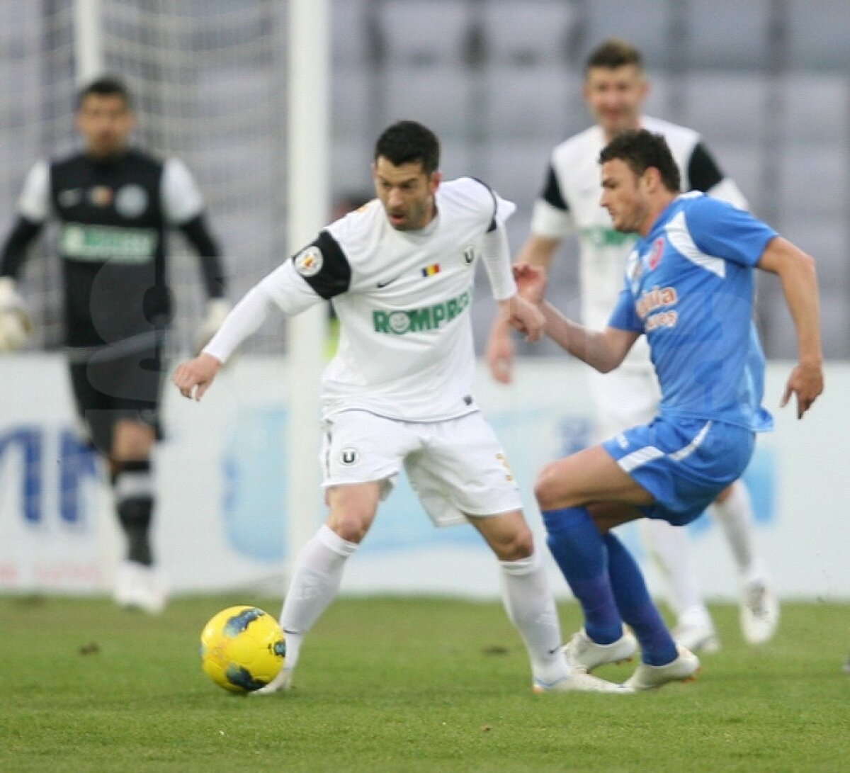 VIDEO şi FOTO Echipa lui Niculescu a învins şi a trecut peste Pandurii » U Cluj - Tg. Mureş 3-1