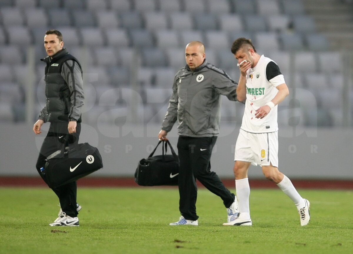 VIDEO şi FOTO Echipa lui Niculescu a învins şi a trecut peste Pandurii » U Cluj - Tg. Mureş 3-1