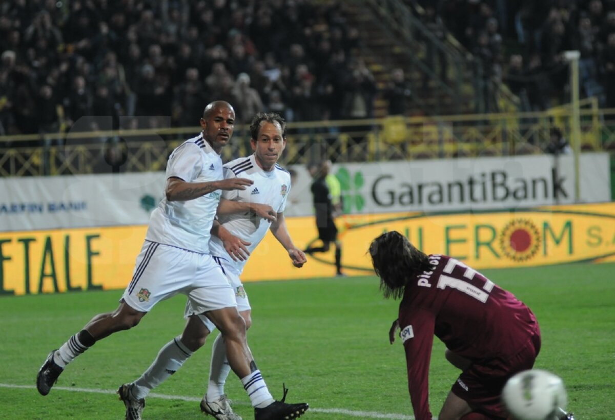 FOTO Egalul care menţine deschisă lupta la titlu » Vaslui - CFR Cluj 1-1