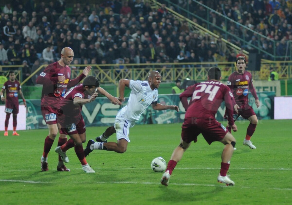 FOTO Egalul care menţine deschisă lupta la titlu » Vaslui - CFR Cluj 1-1