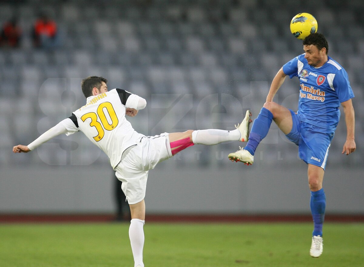 VIDEO Victorie pe maidan » Claudiu Niculescu e neînvins în 4 meciuri pe banca Universităţii