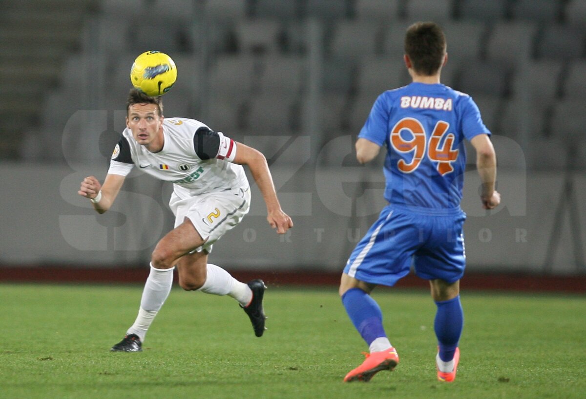 VIDEO Victorie pe maidan » Claudiu Niculescu e neînvins în 4 meciuri pe banca Universităţii