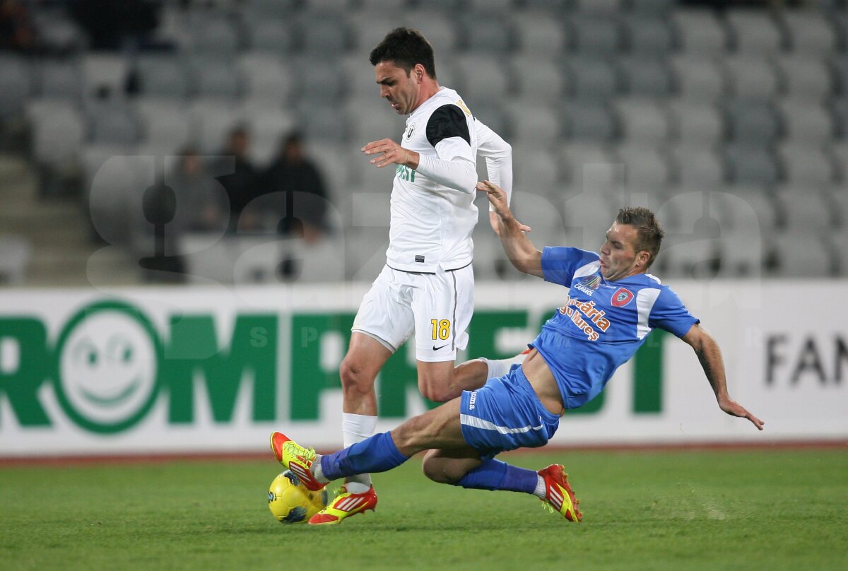 VIDEO Victorie pe maidan » Claudiu Niculescu e neînvins în 4 meciuri pe banca Universităţii