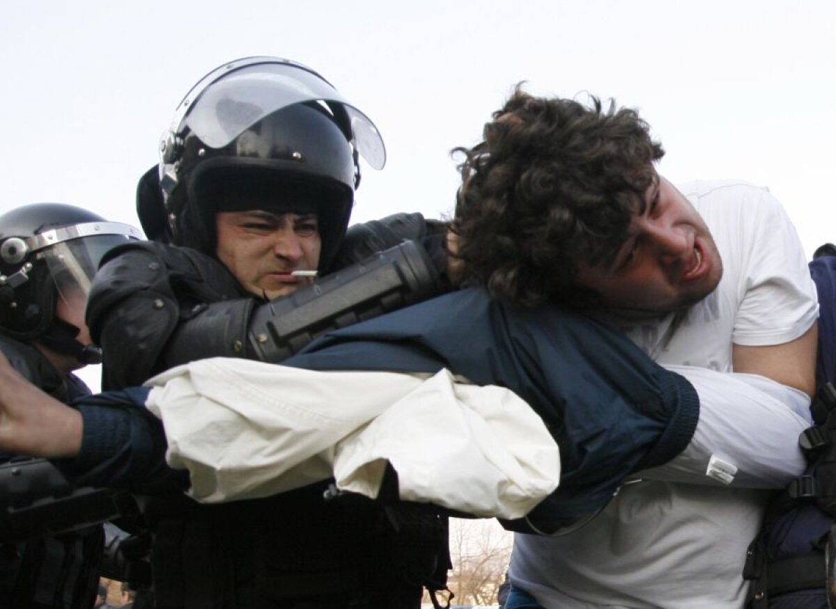 Nu e trucaj! Fanii reacţionează pe tolo.ro, după acuzele Jandarmeriei!