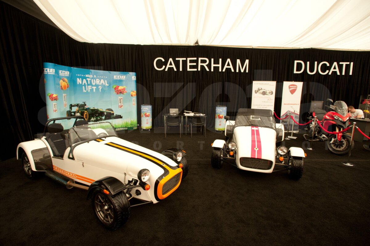 Bine aţi venit la SIAMB 2012! O galerie foto cu cele mai tari modele