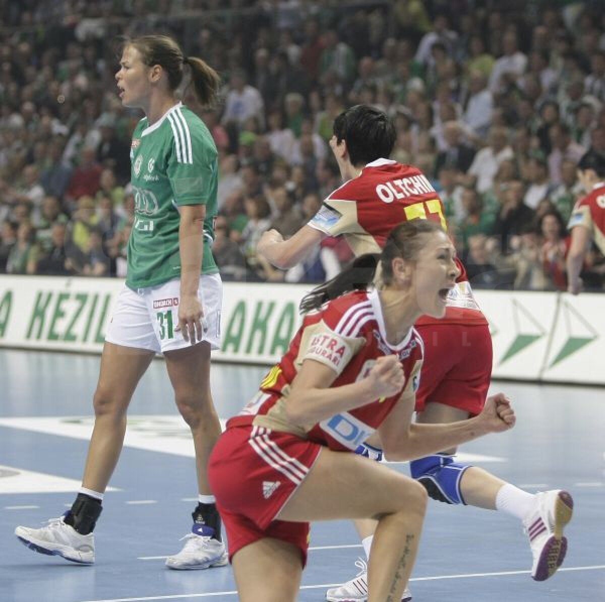 SUPERFOTO Cele mai tari imagini de la Gyor - Oltchim!