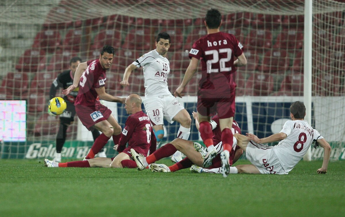 Mîndria Ardealului? » Rapidul s-a distrat în Gruia cu CFR, cîştigînd cu un umilitor 5-0!