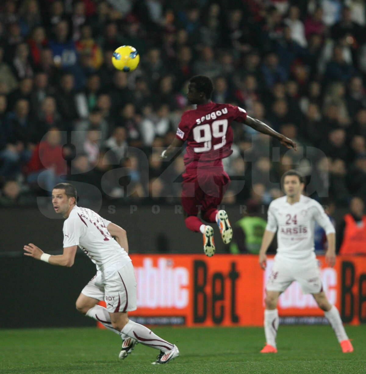 Mîndria Ardealului? » Rapidul s-a distrat în Gruia cu CFR, cîştigînd cu un umilitor 5-0!