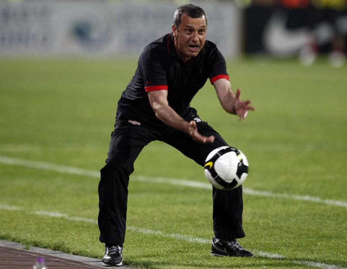 VIDEO Rednic high class! » "Puriul" l-a făcut şah-mat pe Grigoraş