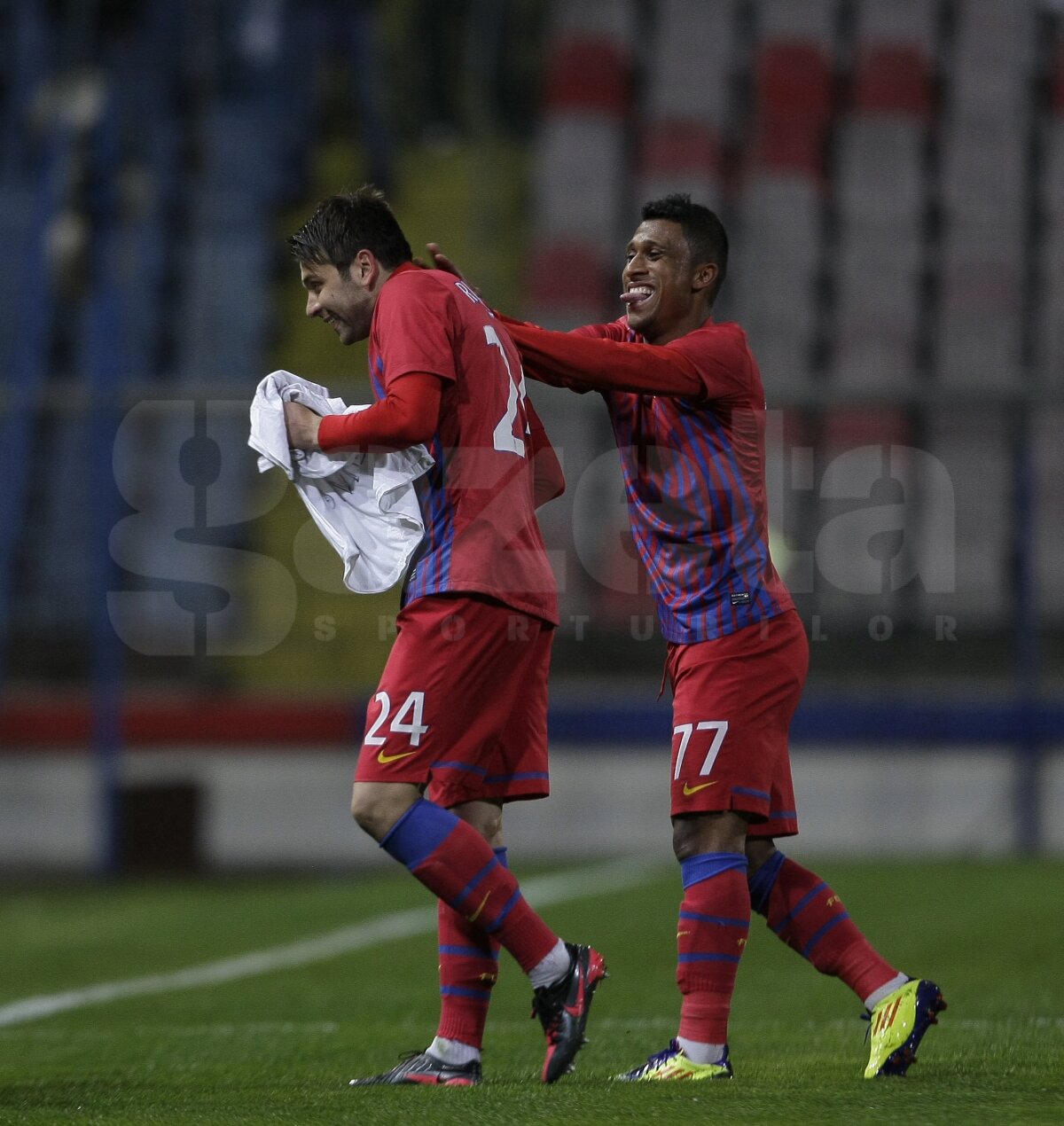FOTO Hattrick de pase! » Tatu a condus Steaua spre o victorie categorică în faţa Sportului (4-1)