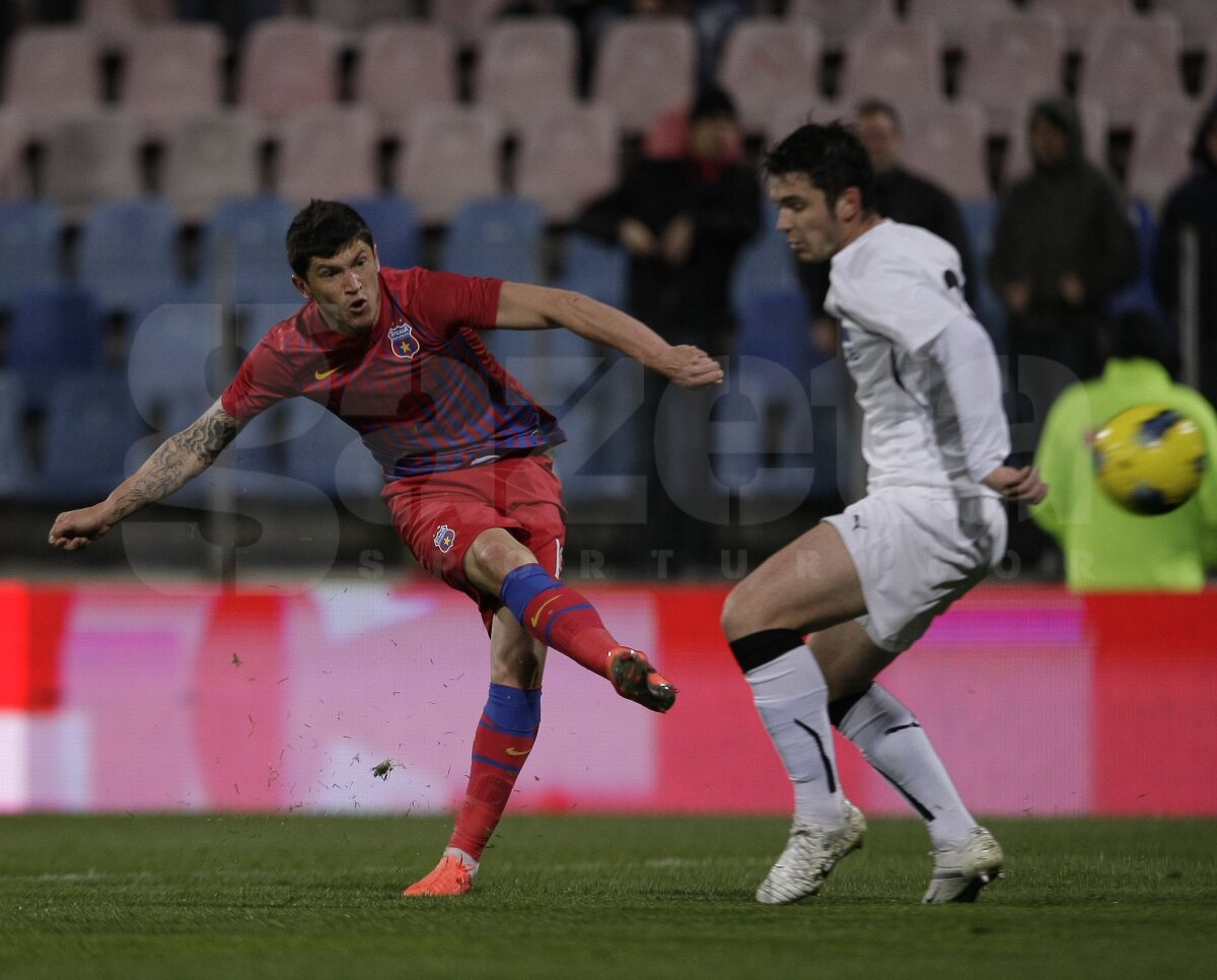 FOTO Hattrick de pase! » Tatu a condus Steaua spre o victorie categorică în faţa Sportului (4-1)