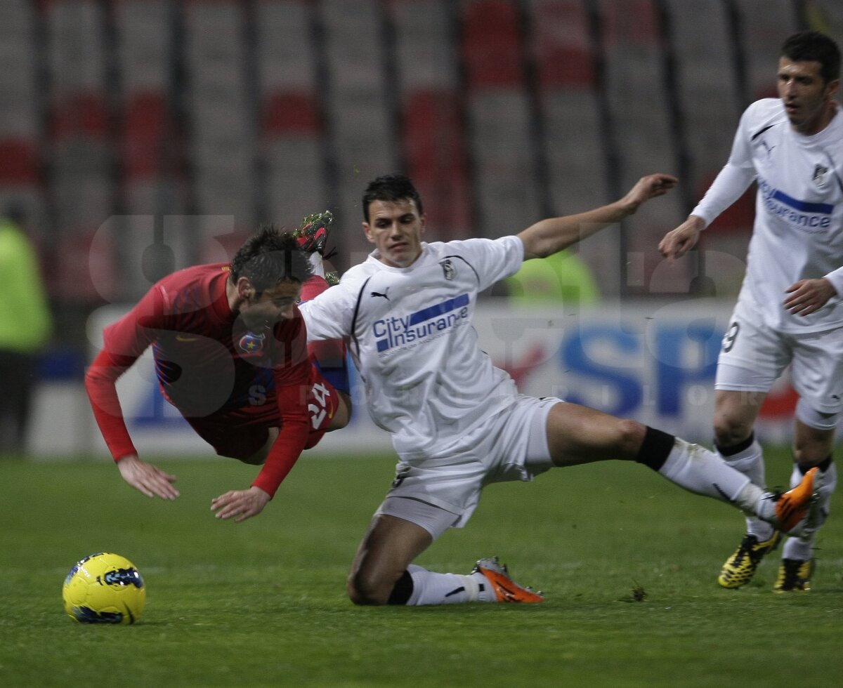 FOTO Hattrick de pase! » Tatu a condus Steaua spre o victorie categorică în faţa Sportului (4-1)