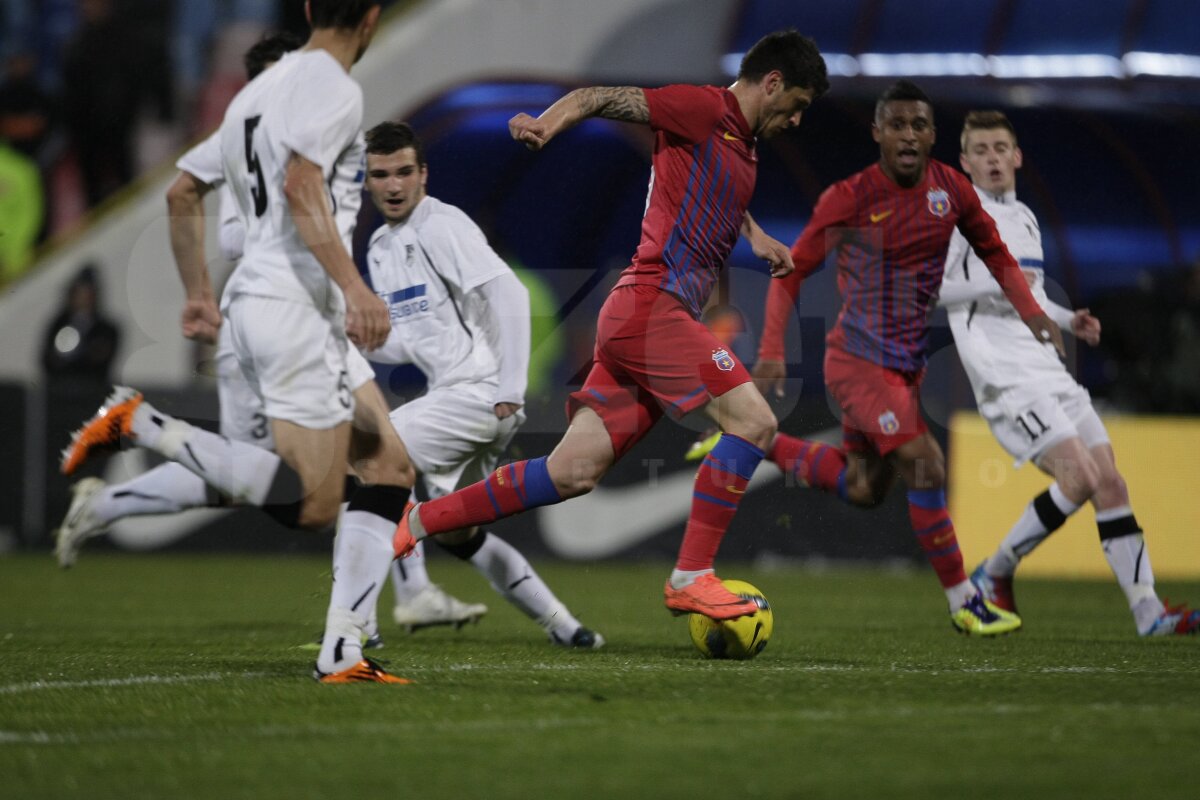 FOTO Hattrick de pase! » Tatu a condus Steaua spre o victorie categorică în faţa Sportului (4-1)